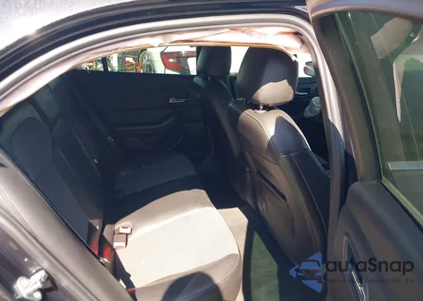 2015 Chevrolet Malibu 1Lt z USA, uszkodzony, nr VIN 1G11C5SLXFF337855